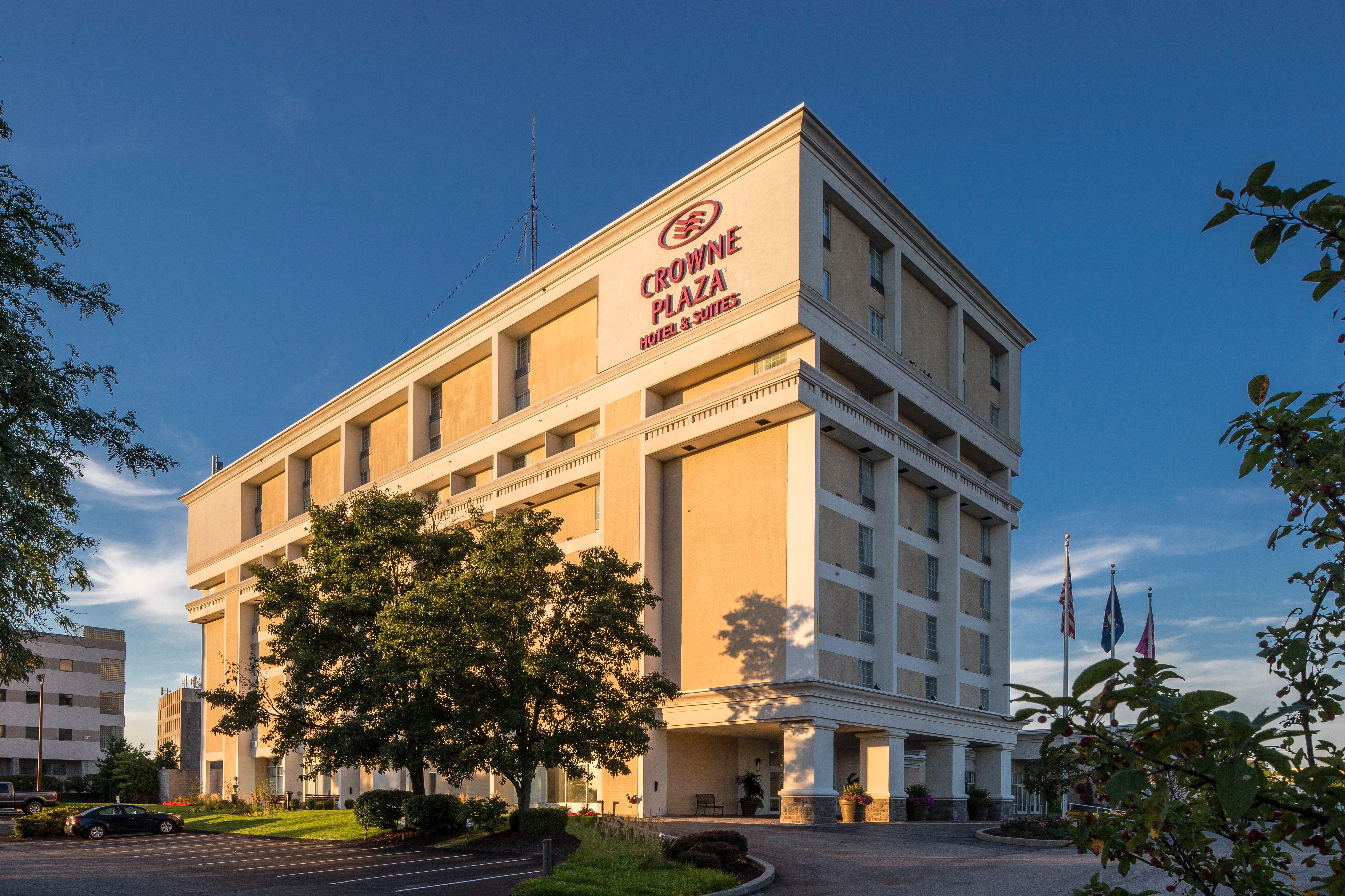 Crowne Plaza Hotel And Suites Pittsburgh South By Ihg Mt. Lebanon Exterior foto