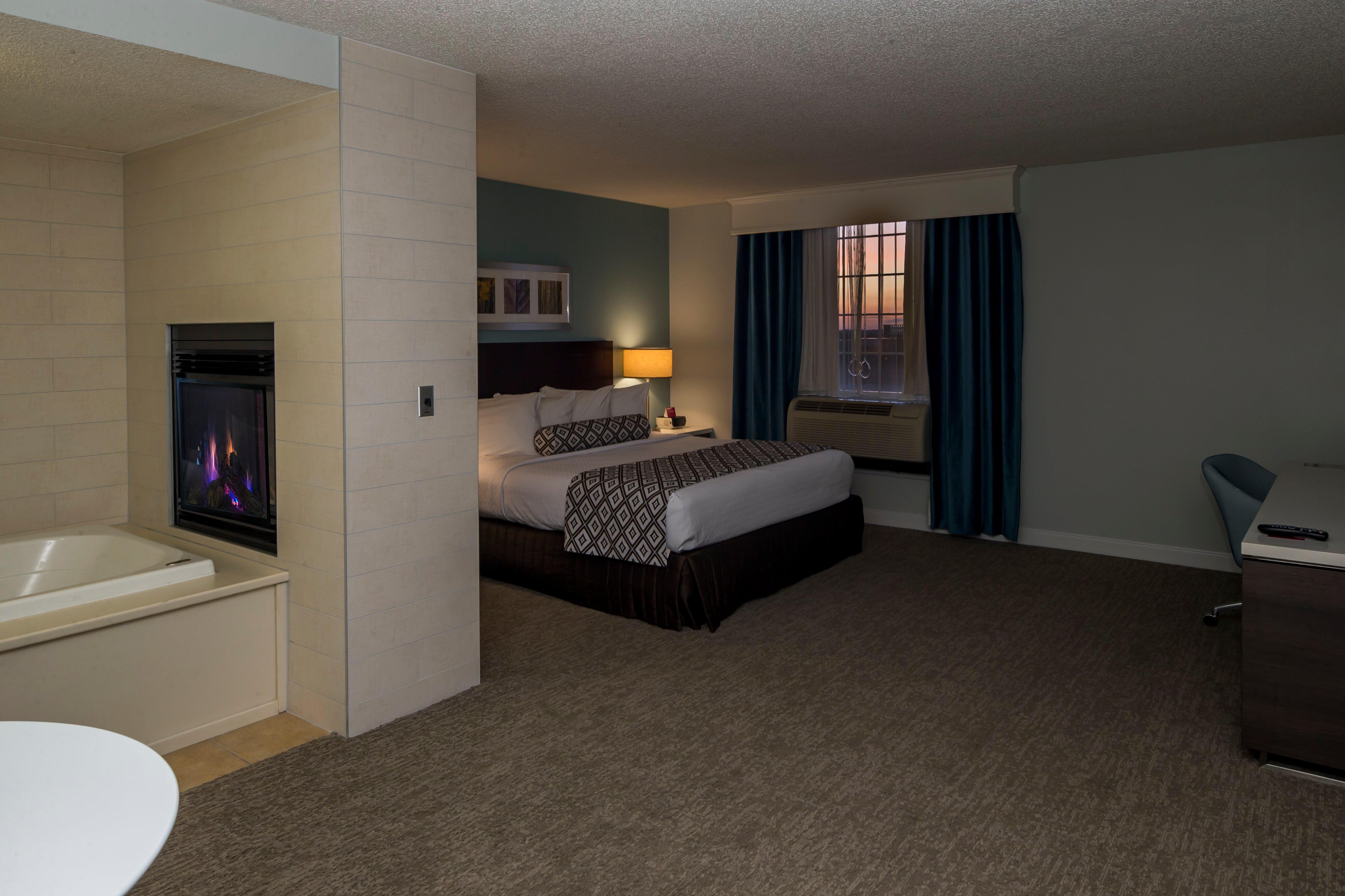 Crowne Plaza Hotel And Suites Pittsburgh South By Ihg Mt. Lebanon Exterior foto